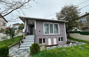 Fully Renovated 2+1 Flat with Sea View in Sariyer