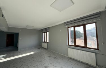 EMİRGAN 5-STOREY BUILDING FOR SALE