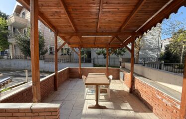 EMİRGAN 5-STOREY BUILDING FOR SALE