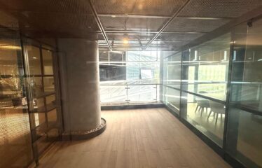 PREMIER KAMPUS OFFICE- READY TO MOVE IN