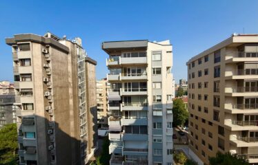 4+1 LUXURY APARTMENT FOR SALE IN CADDEBOSTAN WITH PARTIAL SEA VIEW