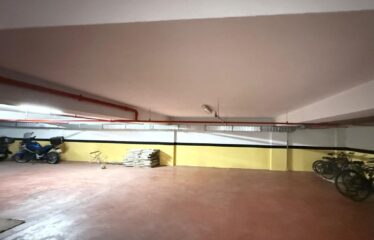 4+1 LUXURY APARTMENT FOR SALE IN CADDEBOSTAN WITH PARTIAL SEA VIEW